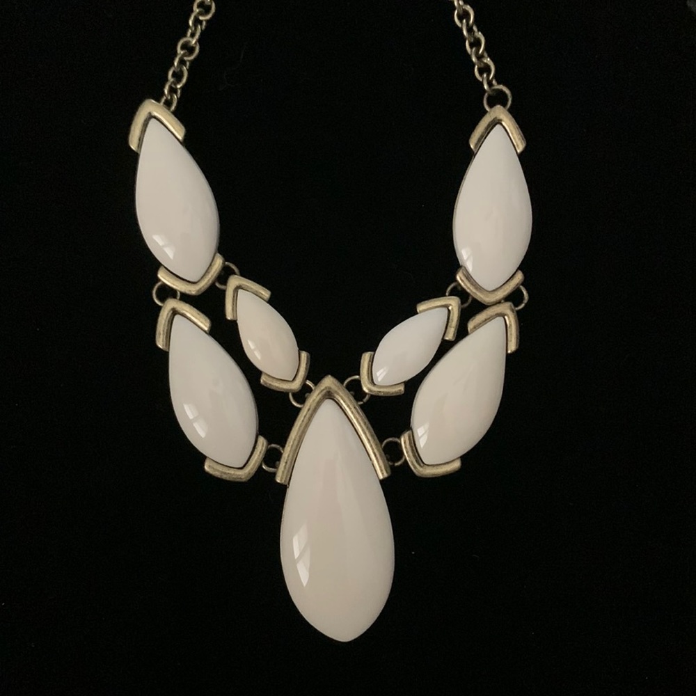 Premier Designs Blanca Necklace